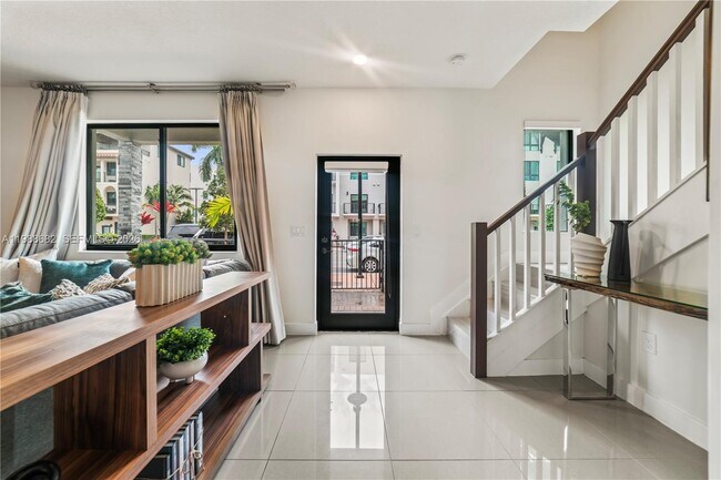 Foto del edificio - 4741 NW 84th Ave