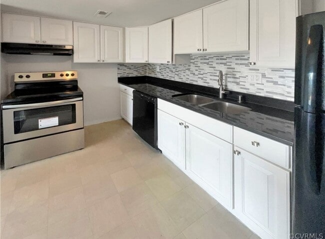 Building Photo - 3238 Hunters Mill Ct