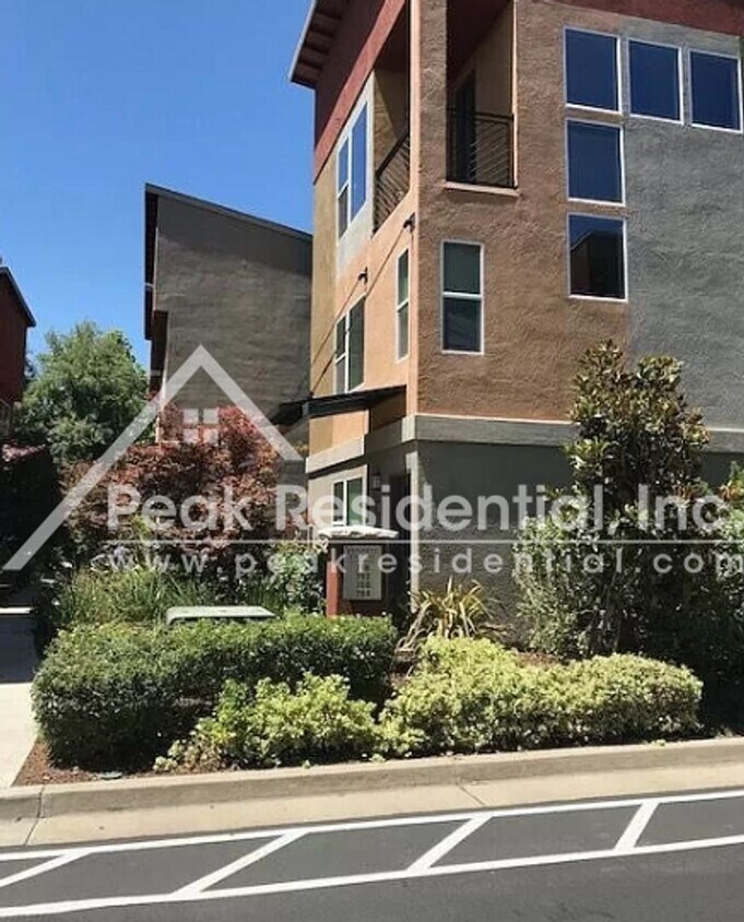 Primary Photo - 2 br, 2 bath House - 784 Ferrite Ct