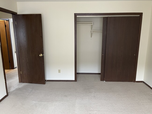 Bedroom - 708 Iaa Dr