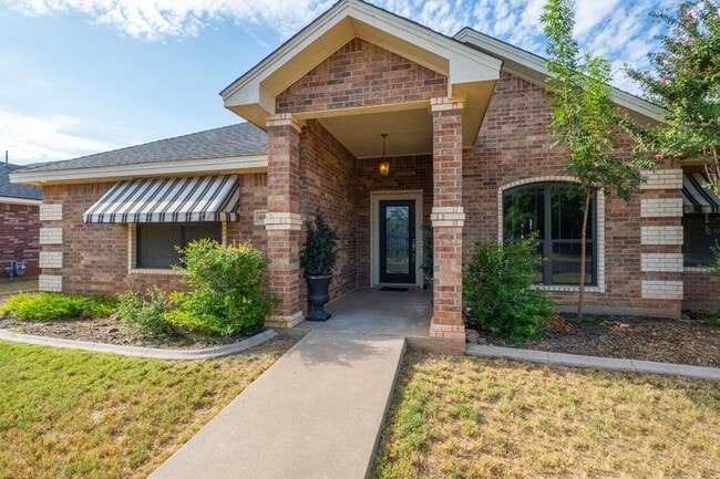 Building Photo - 6013 Stratford Ave