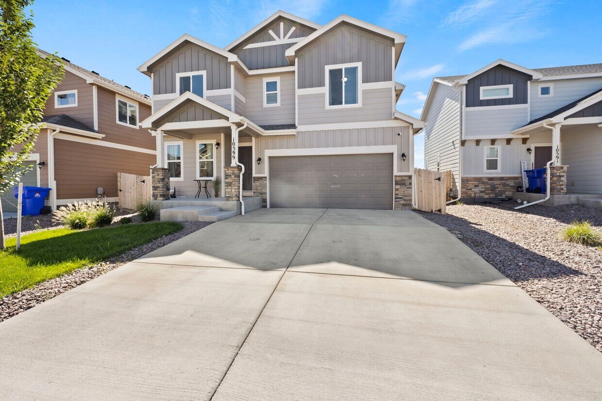 Primary Photo - Beautiful 4 Bed 3 Bath in Lorson Ranch!!!