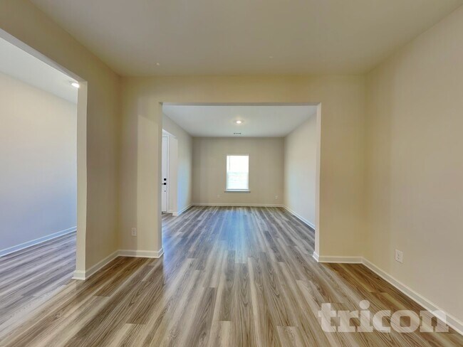 Building Photo - 3725 Saddle Bag Ct