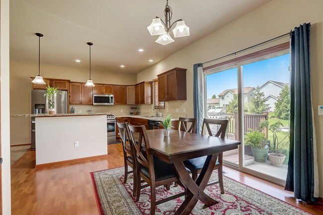 Building Photo - 330 S Legacy Way