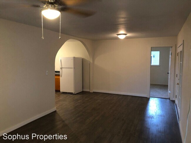 Building Photo - 2 br, 2 bath House - 3206 El Paso Street