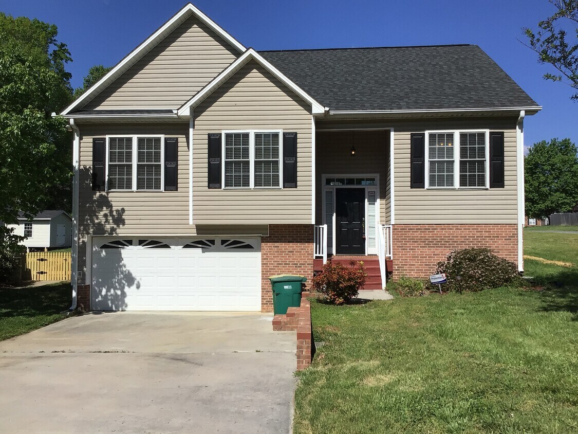 Foto principal - 140 Haven Grove Trl