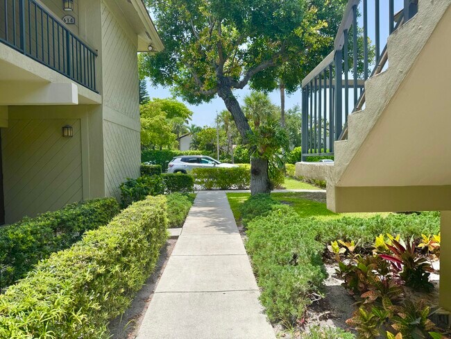 Foto del edificio - 159 NW 70th St