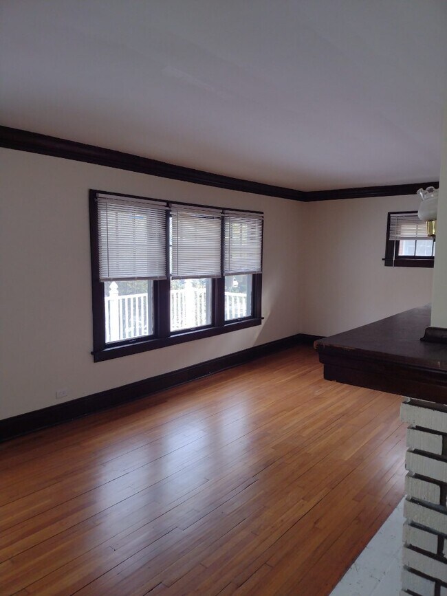 Sala de estar - 3126 Kensington Rd