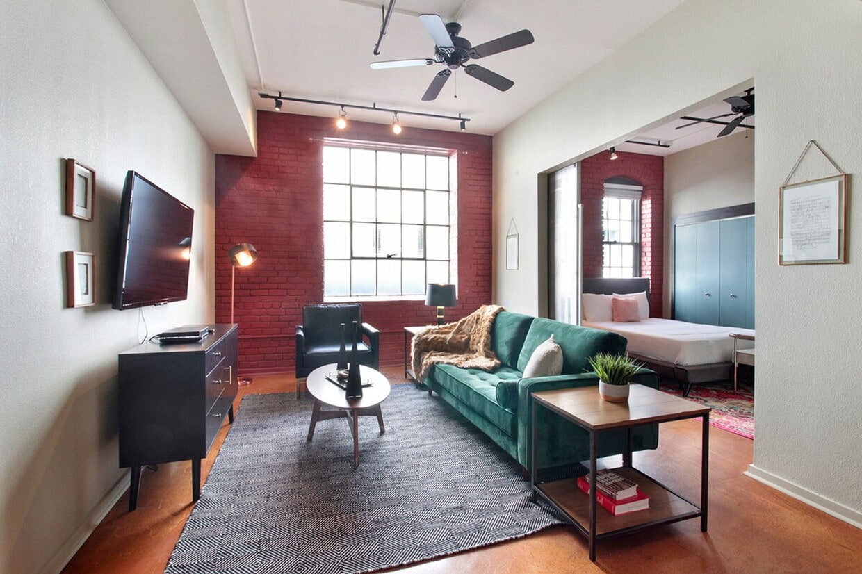 Foto principal - 1039 Constance St