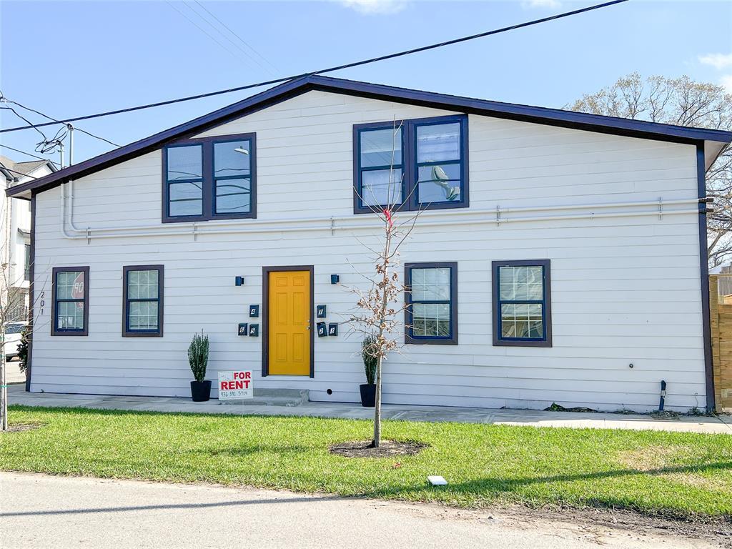 Primary Photo - 201 Eastwood St