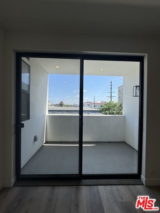 Building Photo - 919 S Harvard Blvd