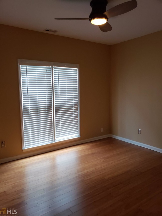 Foto del edificio - 490 Old Wheat St NE