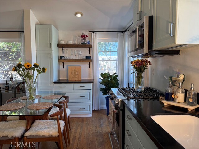 Building Photo - 2814 Broadway