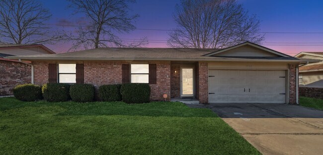 Foto del edificio - 13502 S Fern St