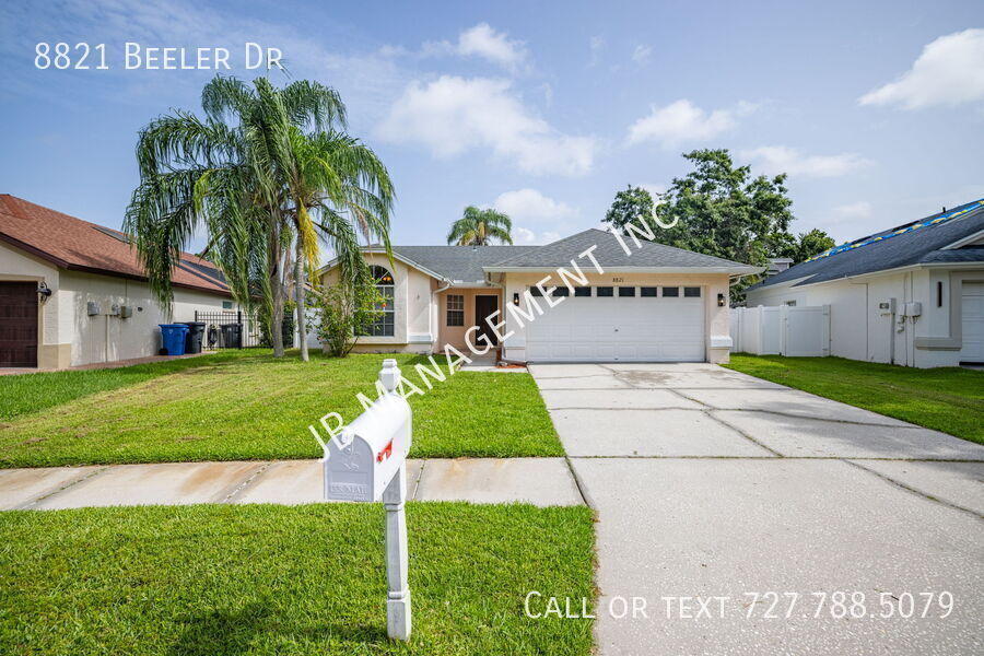 Foto principal - 8821 Beeler Dr