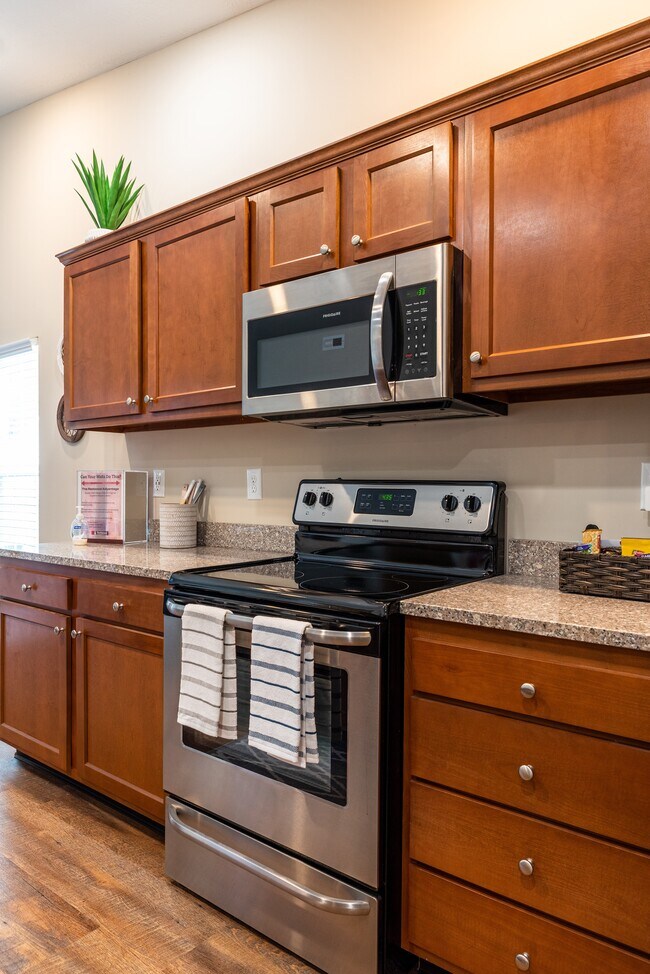 Elija el plano de planta que se adapte a sus necesidades - Redwood Brownstown Telegraph Road