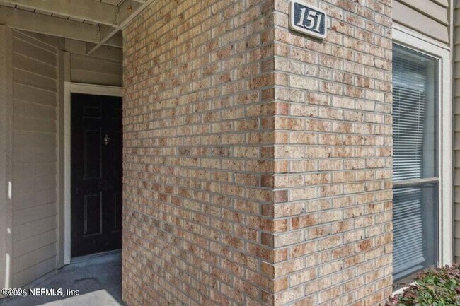 Foto del edificio - 10200 Belle Rive Blvd