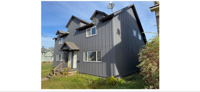 Building Photo - 306 Prentice Ave
