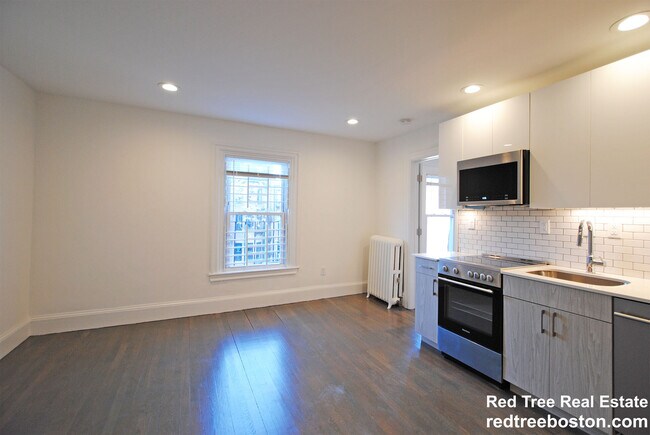 Foto del edificio - 225 Newbury St