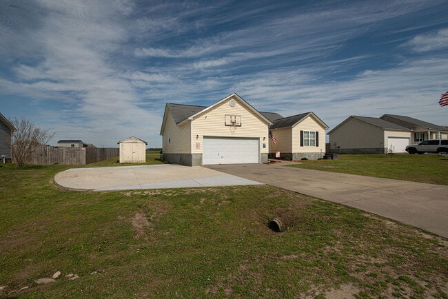 Building Photo - 202 Quarry Trail