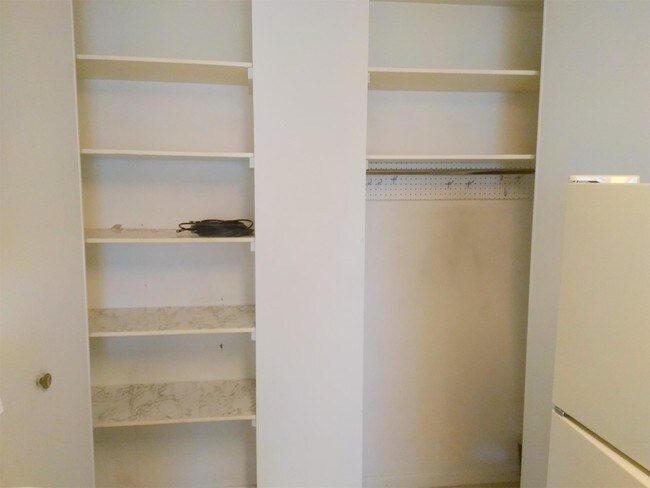 Foto del edificio - 432 Lordwith Dr