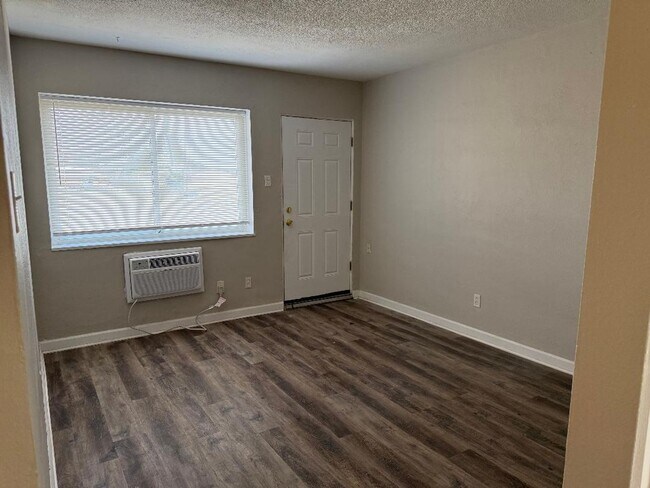 Foto del edificio - 8025 Gravois Rd