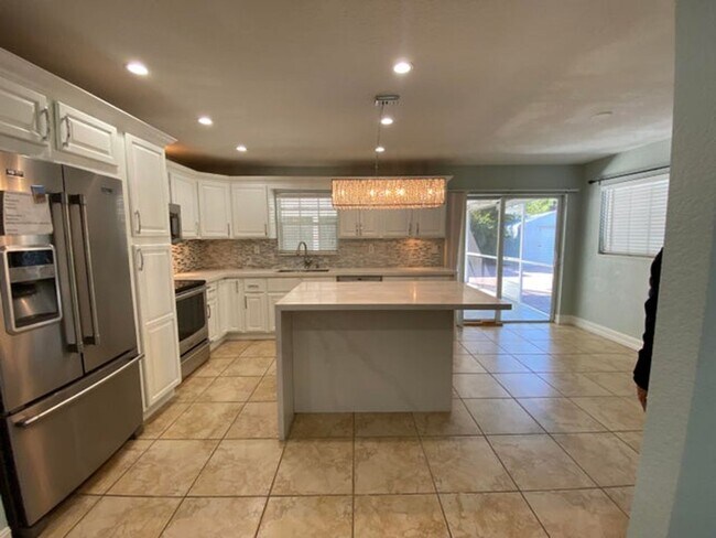 Foto del edificio - 3436 Housatonic Dr