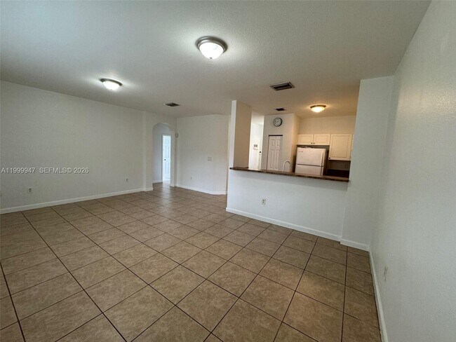 Foto del edificio - 1690 NE 33rd Ave