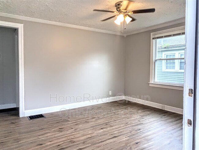 Building Photo - 3331 Penway Ave