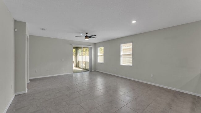 Building Photo - 244 Pershing St