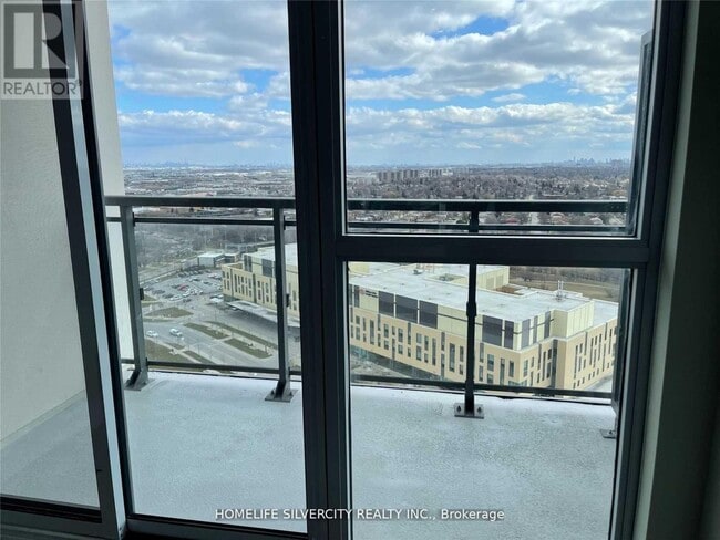 Building Photo - 15 Lynch St