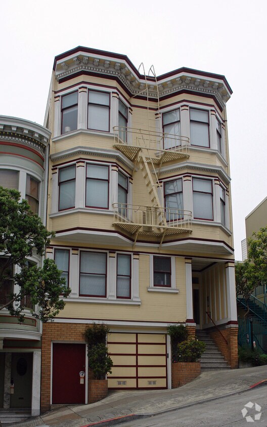 Foto principal - 325 Green St