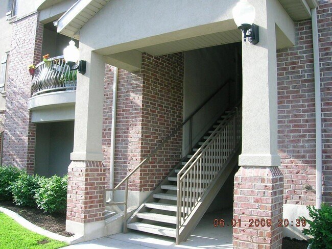 Foto del edificio - Great Condo with Tile & Granite