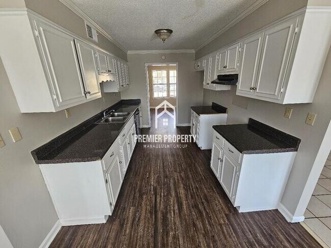 Building Photo - 7111 Atherton Cove