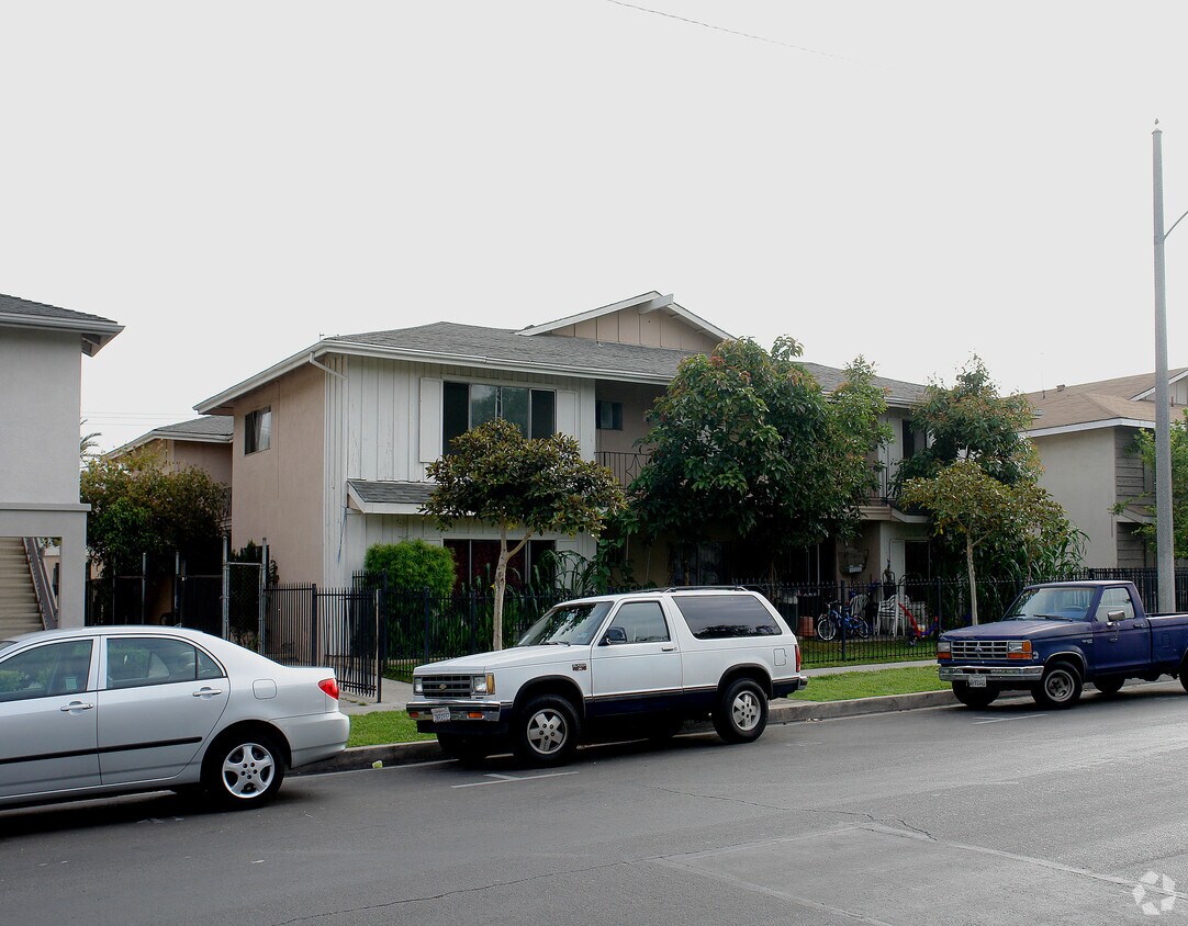 Foto del edificio - 1313 W Lynne Ave