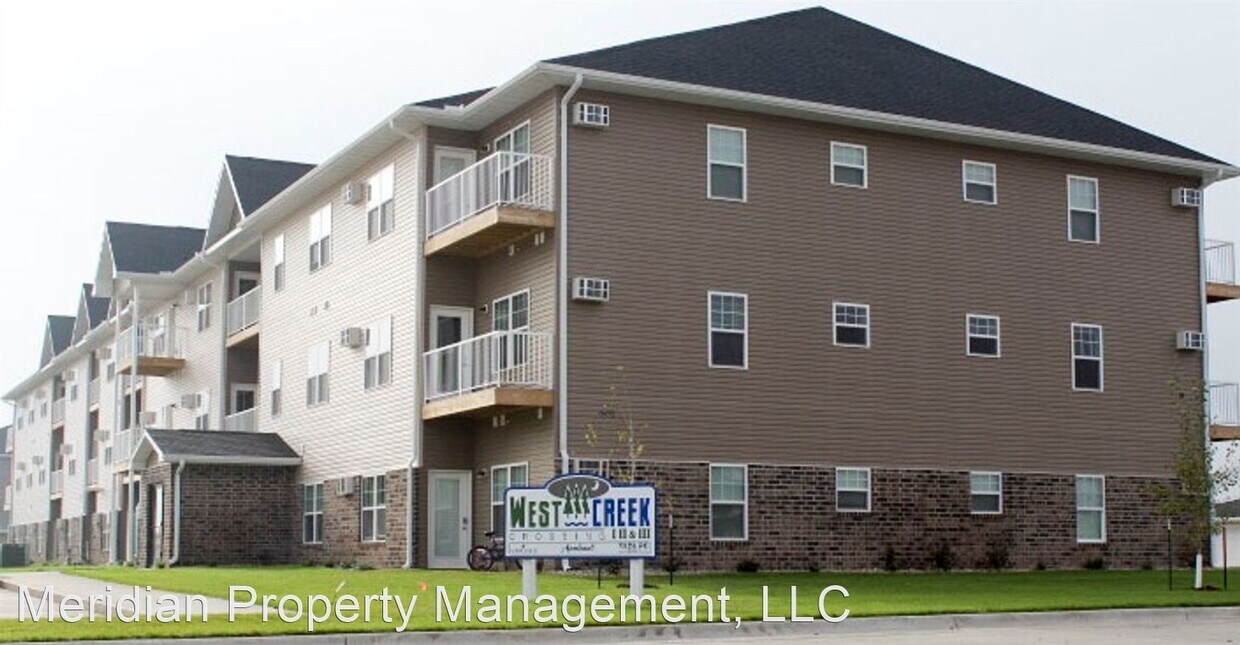 Foto principal - Studio, 1 bath Apartment - 1500 12th St W ...