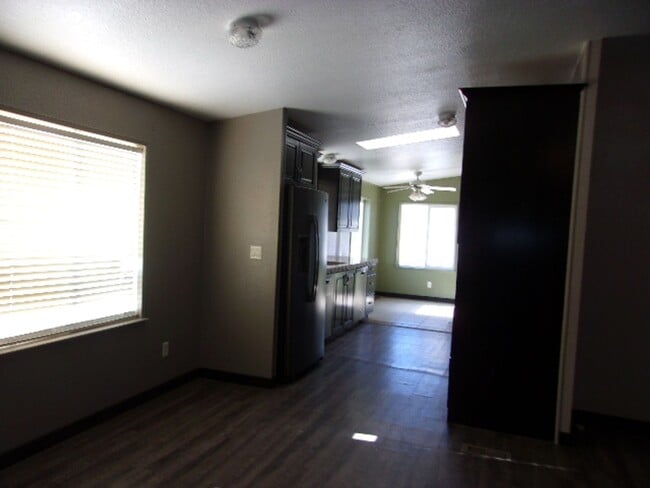 Building Photo - 828 S Sevier Hwy