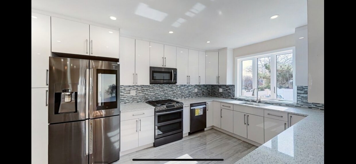6612 Clyde St, REGO PARK, NY 11374 House Rental in REGO PARK, NY