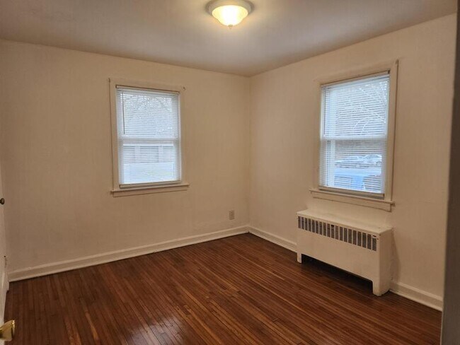 Foto del edificio - 2 Springwood Cir