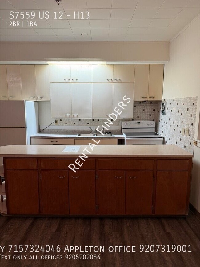 Building Photo - S7559 US-12