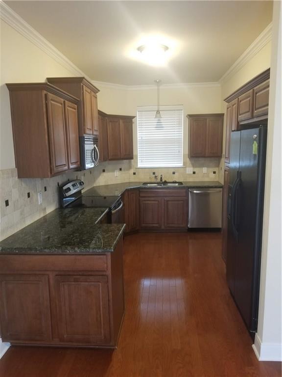 Building Photo - 2968 Europa Dr