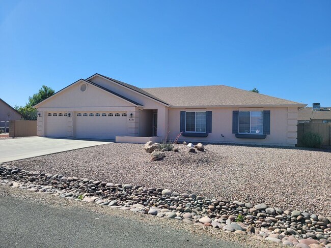 Building Photo - 3 Bedroom + 3 CG in Superstition Hills neighborhood