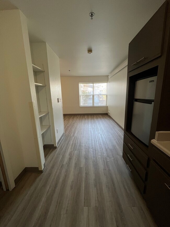 Building Photo - Turnstone Commons