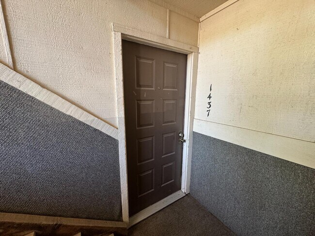 Foto del edificio - 1437 Westbrooke