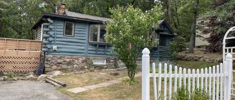 Building Photo - 11 Deer Path