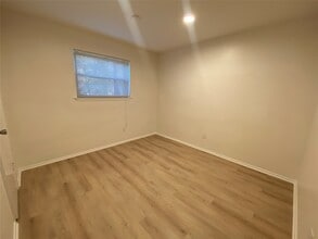 Building Photo - 2 N Waxberry Rd