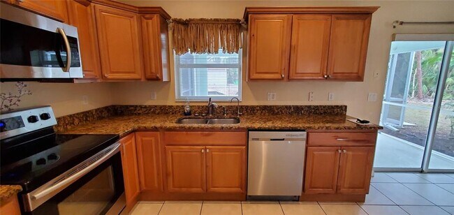 Building Photo - 3255 Mayflower Terrace