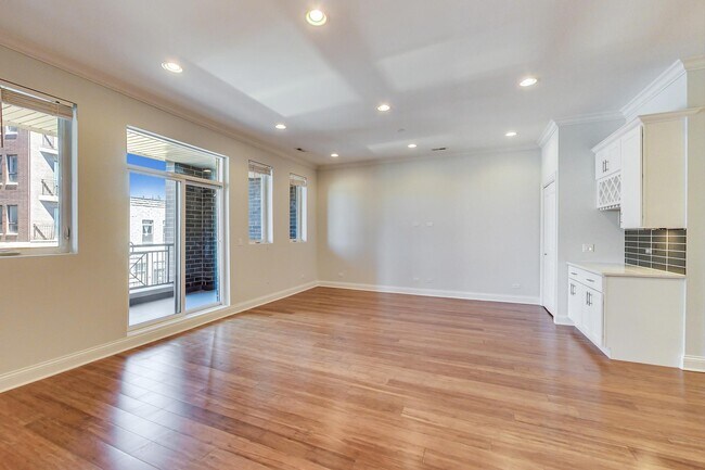 Foto del edificio - 2341 W North Ave