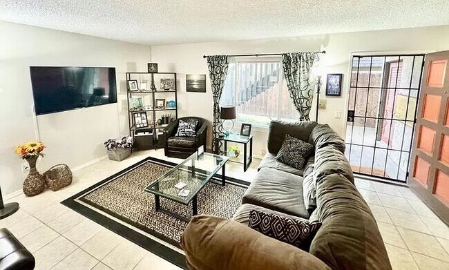 Foto del edificio - 4550 Bancroft St