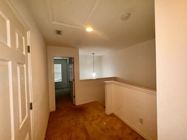 Photo - 3 Bedroom 3 Bath Kissimmee Emerald Lake Townhome with 2 Master Suites and Stainless Appliances!